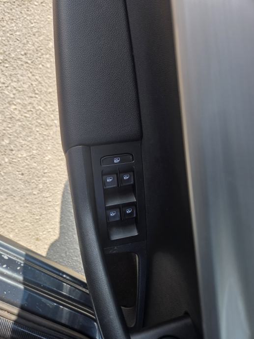 Škoda Octavia 1,6 TDI, fotografija 9