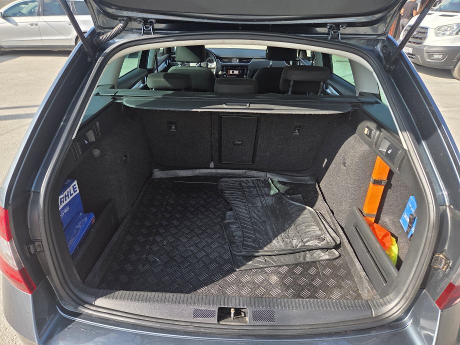 Škoda Octavia 1,6 TDI, fotografija 4