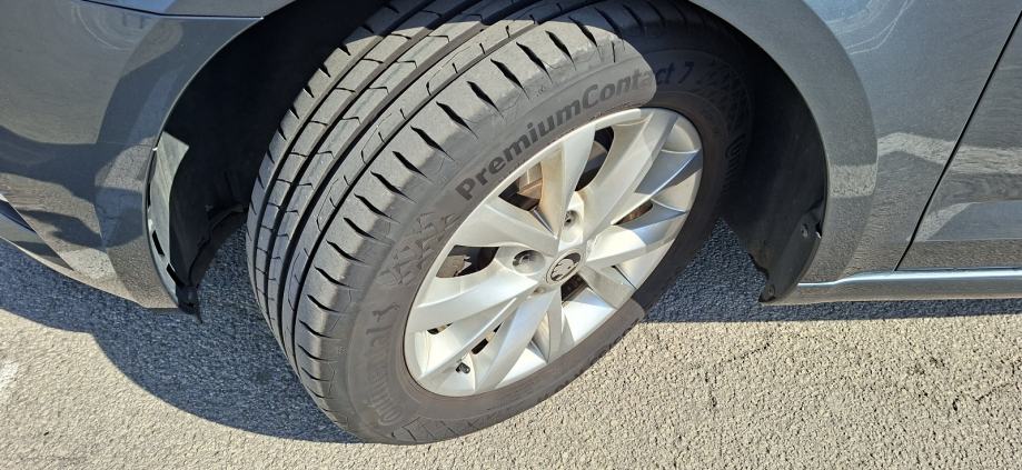 Škoda Octavia 1,6 TDI Hr auto Style oprema, fotografija 18
