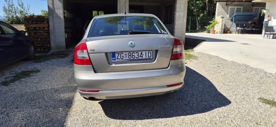 Škoda Octavia 1,6 TDI, fotografija 4