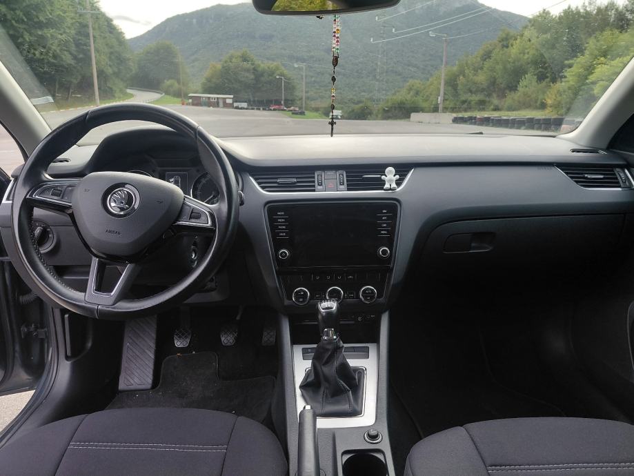 Škoda Octavia 1,6 TDI, fotografija 4