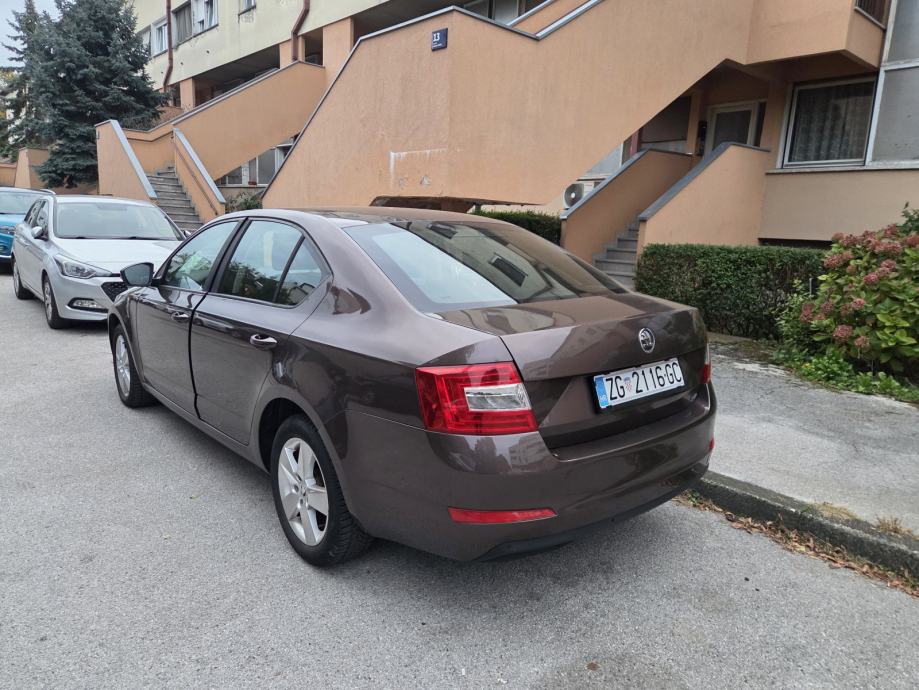 Škoda Octavia 1,6 TDI, pogled izvana - slika 3