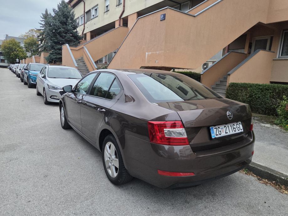 Škoda Octavia 1,6 TDI, pogled izvana - slika 4