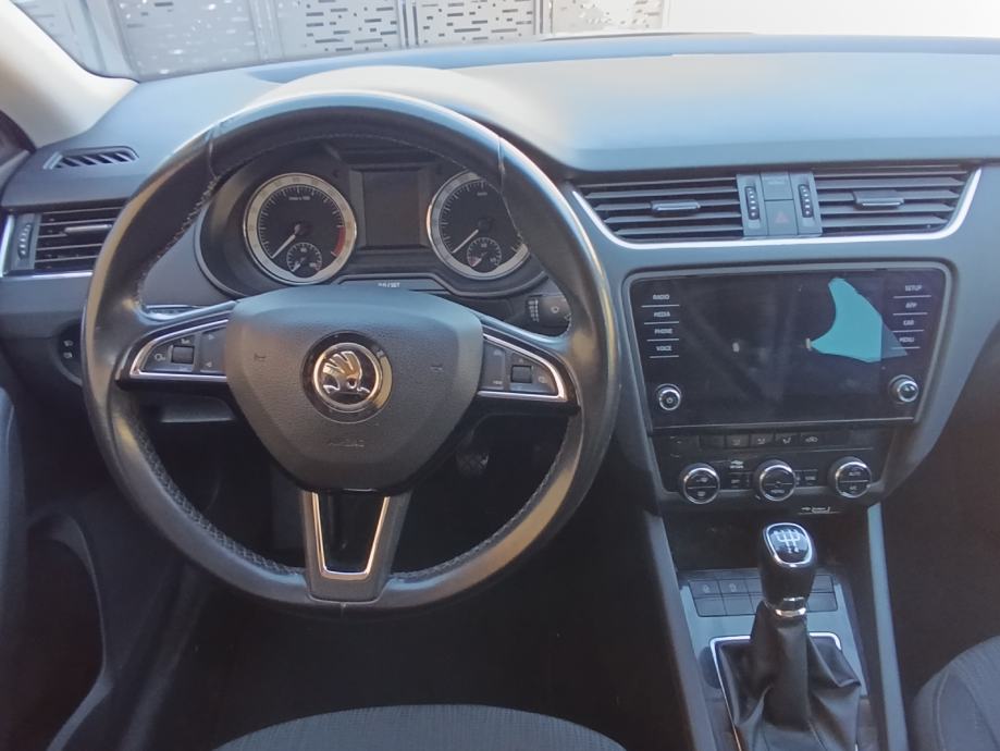 ŠKODA OCTAVIA 1.6 TDI STYLE 2019. VIDEO PRIKAZ, fotografija 12