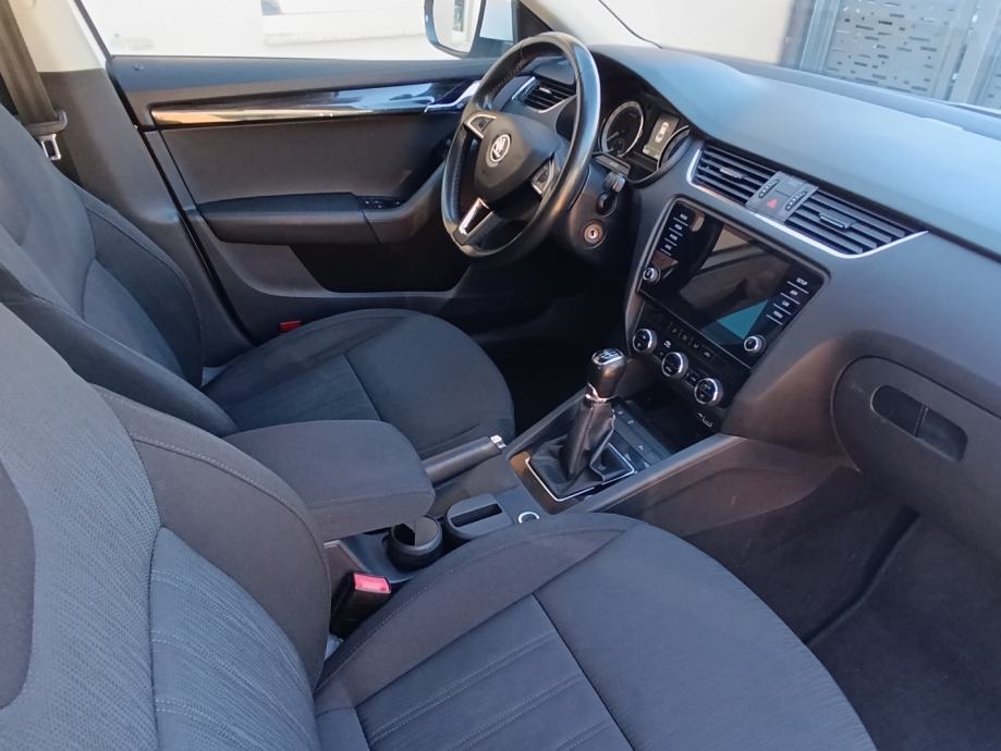 ŠKODA OCTAVIA 1.6 TDI STYLE 2019. VIDEO PRIKAZ, fotografija 14