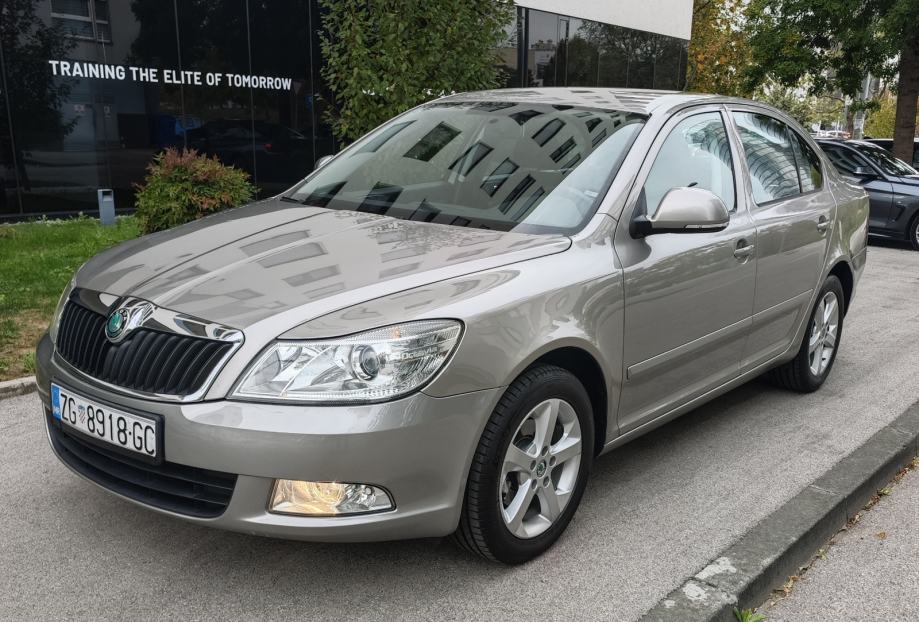 Škoda Octavia 1,6 TDI, Vlasnik, kao Nov.., fotografija 5