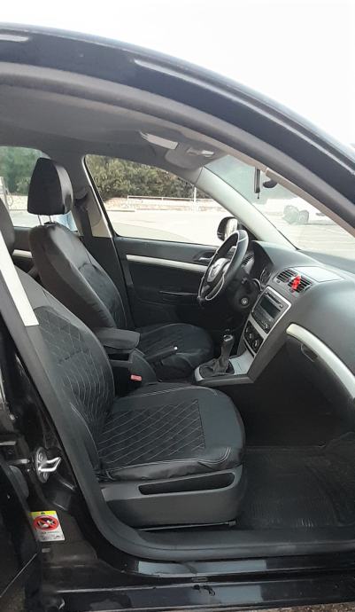 Škoda Octavia 1,9 TDI PD AMBIENTE, fotografija 7
