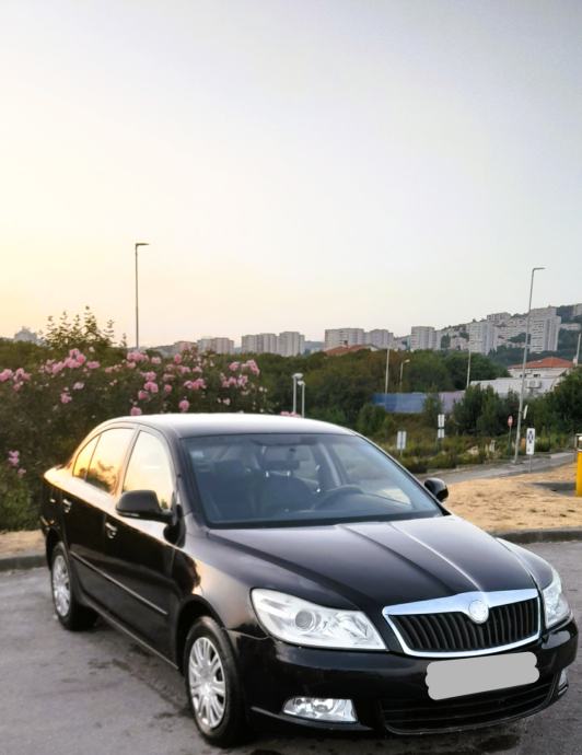 Škoda Octavia 1,9 TDI PD AMBIENTE, fotografija 3