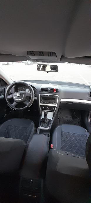 Škoda Octavia 1,9 TDI PD AMBIENTE, fotografija 8