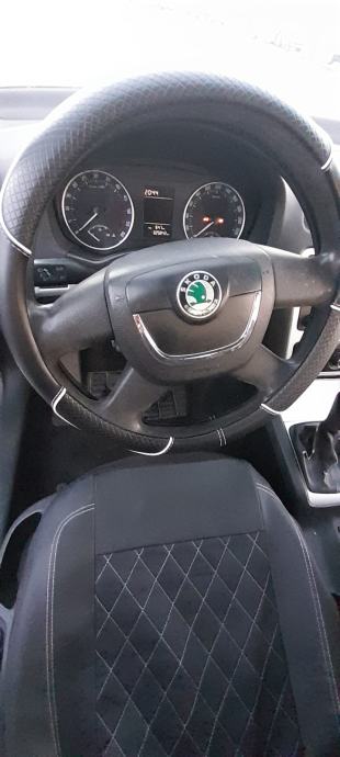 Škoda Octavia 1,9 TDI PD AMBIENTE, fotografija 10