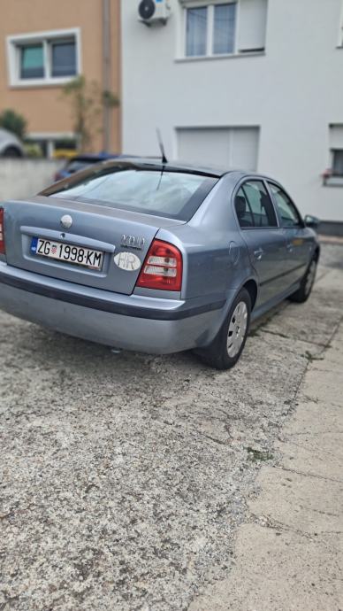 Škoda Octavia 1,9 TDI, fotografija 3