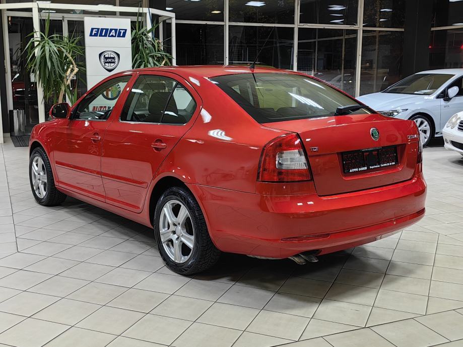ŠKODA OCTAVIA 1.9 TDI *2010.god *Reg:6/2027 *HR-AUTO* 339.Tkm SERVISNA, fotografija 3