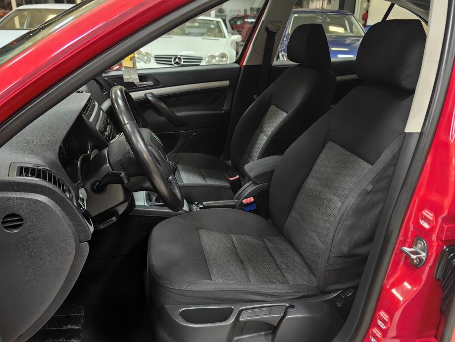 ŠKODA OCTAVIA 1.9 TDI *2010.god *Reg:6/2027 *HR-AUTO* 339.Tkm SERVISNA, fotografija 14