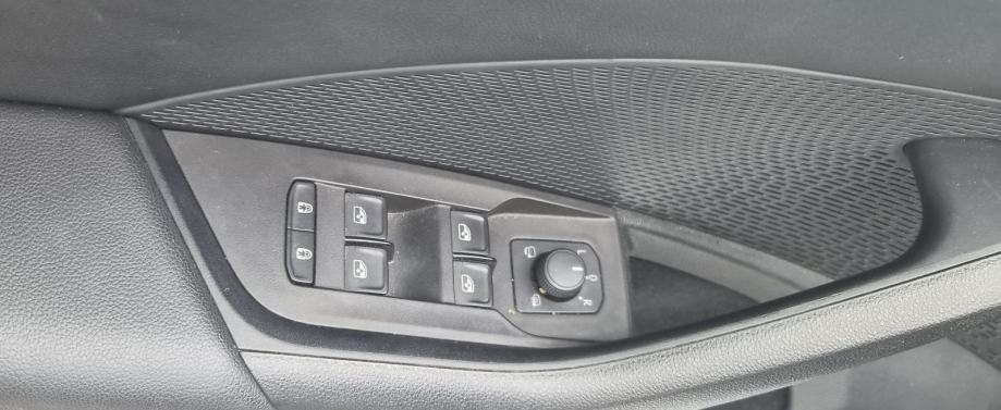 ŠKODA OCTAVIA 2.0 TDI 150 KS 2021 GOD.96 TKM NIJE UVOZ U PDV-u SERVISN, fotografija 18