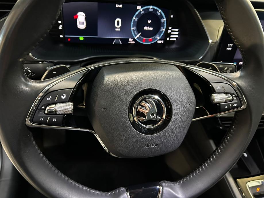 ŠKODA OCTAVIA 2,0 TDI 150 KS DSG LED KAMERA PDC U PDV-U 12 MJ JAMSTVO, fotografija 10