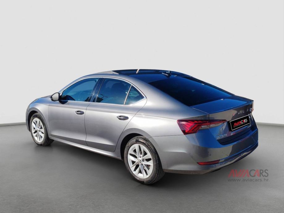 ŠKODA OCTAVIA 2.0 TDI 150 KS DSG STYLE *TVORNIČKO JAMSTVO*, fotografija 5