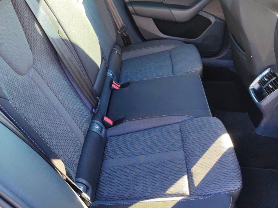 ŠKODA OCTAVIA 2.0 TDI 150 KS DSG STYLE *TVORNIČKO JAMSTVO*, fotografija 19