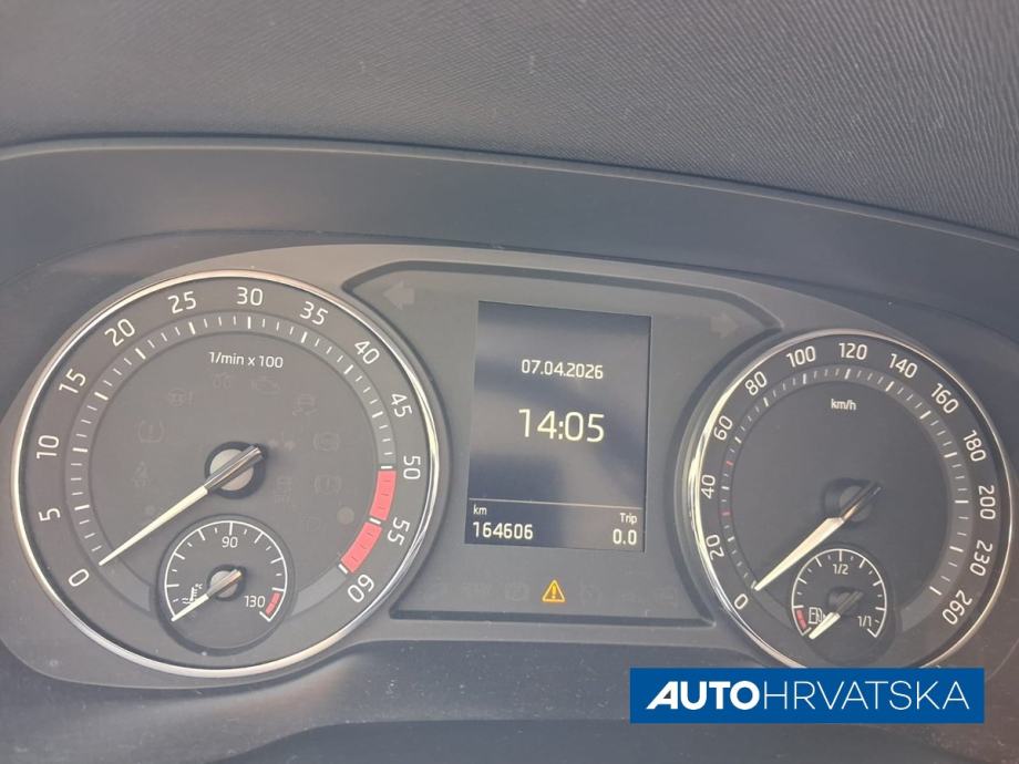 ŠKODA OCTAVIA COMBI 2.0 TDI AMBITION - JAMSTVO 15 MJESECI, 14.990,00 €, fotografija 13