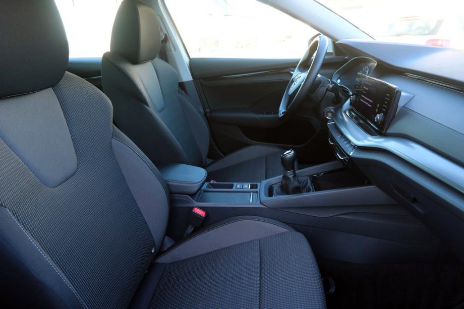 Škoda Octavia 2.0 TDI Business -Novi model-, fotografija 7