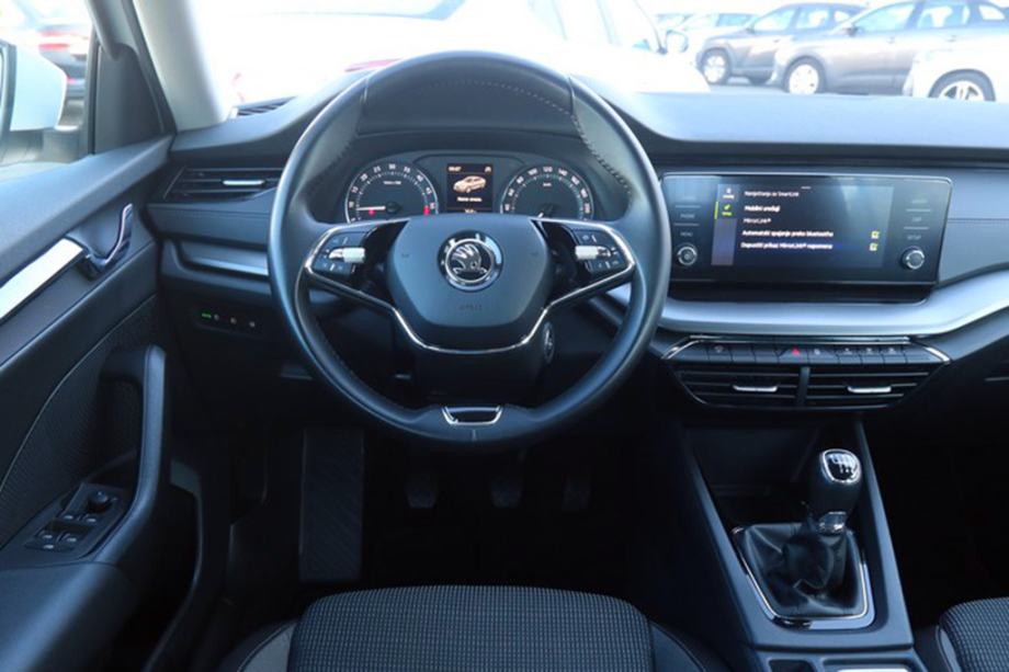 Škoda Octavia 2.0 TDI Business -Novi model-, fotografija 10
