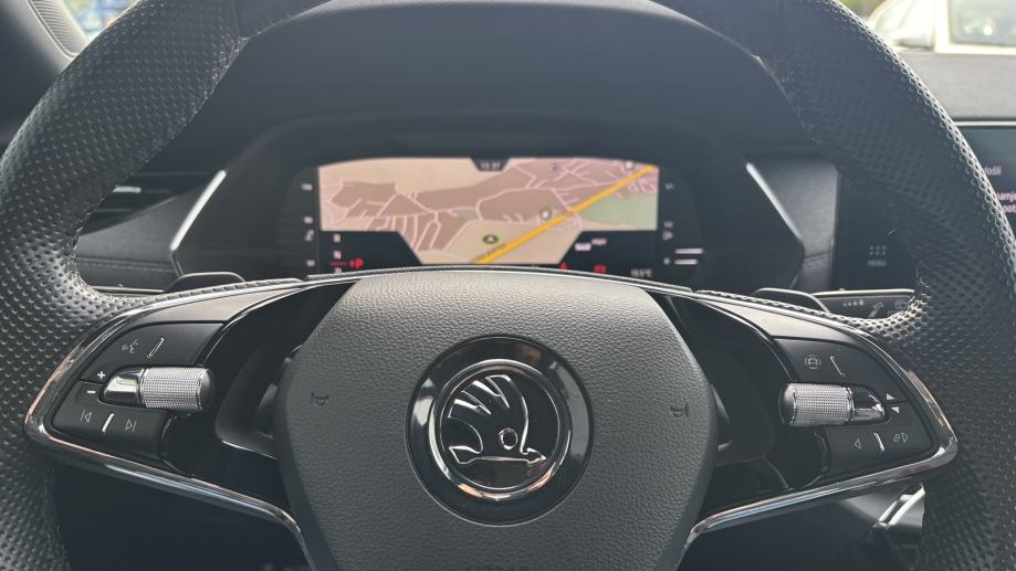 Škoda Octavia 2.0 TDI DSG 4x4, fotografija 16