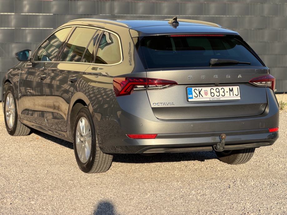 Škoda Octavia 2.0 TDI DSG • Automatik • samo 87 300km • REG GOD DANA•, fotografija 4