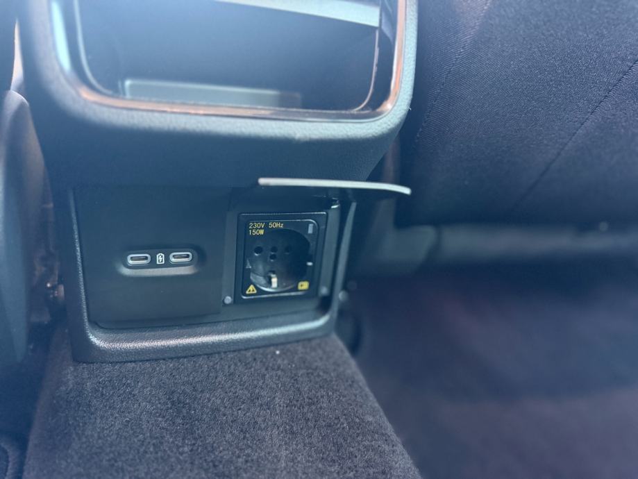 Škoda Octavia 2.0 TDI DSG • Automatik • samo 87 300km • REG GOD DANA•, fotografija 18