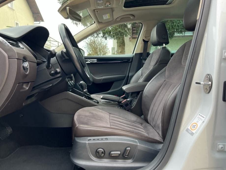 Škoda Octavia Laurin & Klement (L&K) 2,0 TDI DSG automatik, fotografija 6