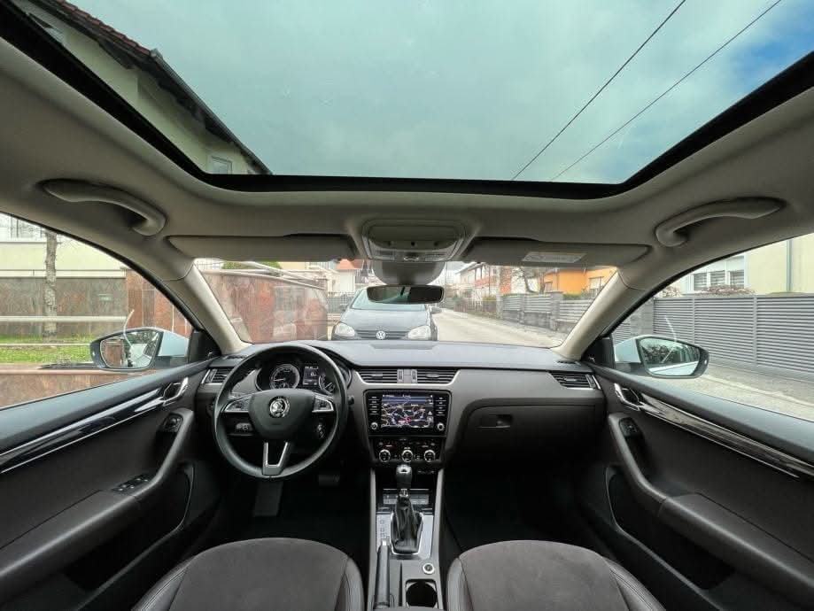 Škoda Octavia Laurin & Klement (L&K) 2,0 TDI DSG automatik, fotografija 4
