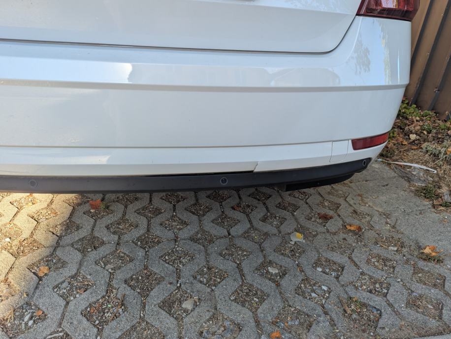 Škoda Octavia Laurin & Klement (L&K) 2,0 TDI DSG automatik, fotografija 9