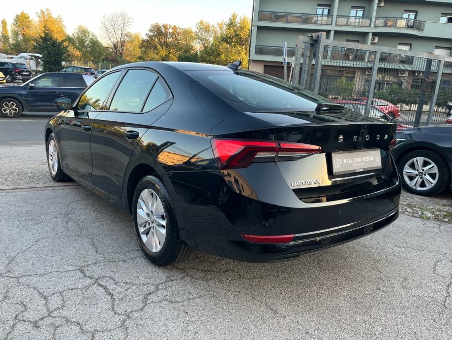 Škoda Octavia 2,0 TDI DSG NAVI,LED,VIRTUAL 1VL Nije uvoz Tvorničko jam, fotografija 5