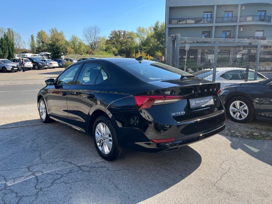 Škoda Octavia 2,0 TDI DSG NAVI,LED,VIRTUAL 1VL Nije uvoz Tvorničko jam, fotografija 5