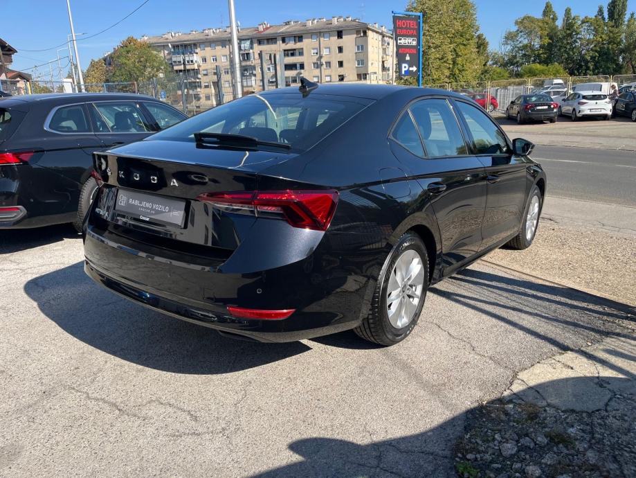 Škoda Octavia 2,0 TDI DSG NAVI,LED,VIRTUAL 1VL Nije uvoz Tvorničko jam, fotografija 7