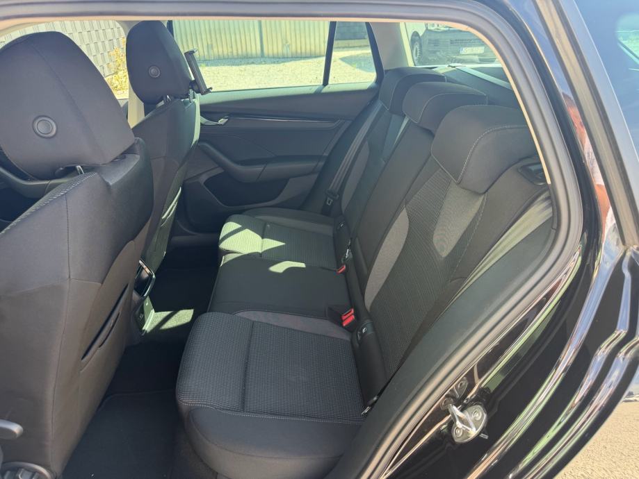 Škoda Octavia 2.0 TDI DSG, fotografija 14