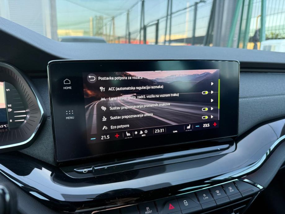 Škoda Octavia 2.0 TDI DSG SPORTLINE °VIRTUAL°KAMERA°LEASING BEZ UČEŠĆA, fotografija 19