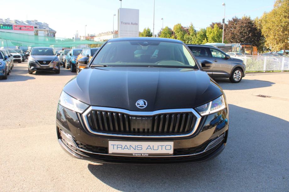 Škoda Octavia 2.0 TDi DSG Style 150ks *LED,NAVIGACIJA,KAMERA* - nije u, fotografija 2