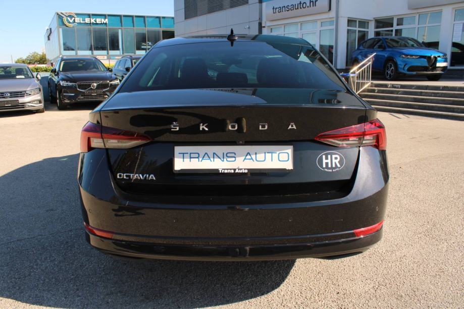Škoda Octavia 2.0 TDi DSG Style 150ks *LED,NAVIGACIJA,KAMERA* - nije u, fotografija 6