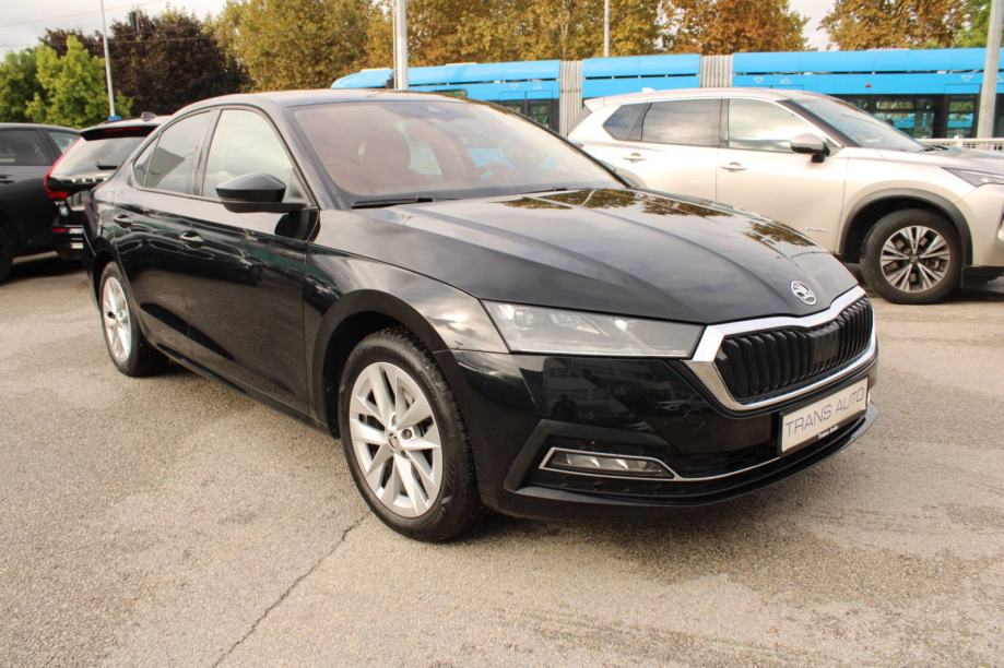 Škoda Octavia 2.0 TDi DSG Style 150ks *LED,NAVIGACIJA,KAMERA*, fotografija 3