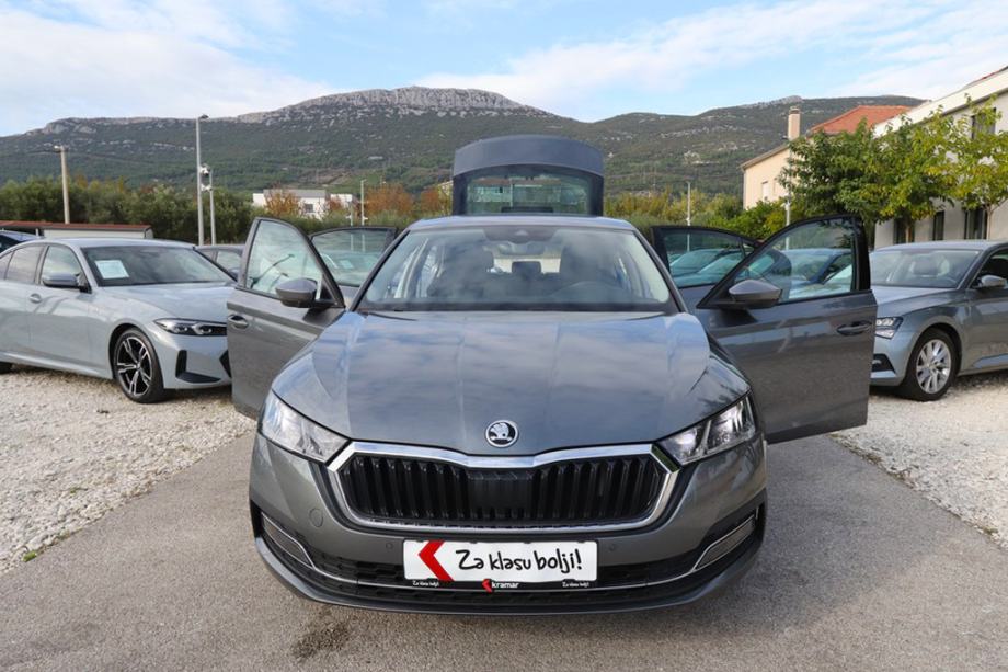 Škoda Octavia 2.0 TDI DSG-Tiptronik Business VIRTUAL 150 KS, fotografija 12