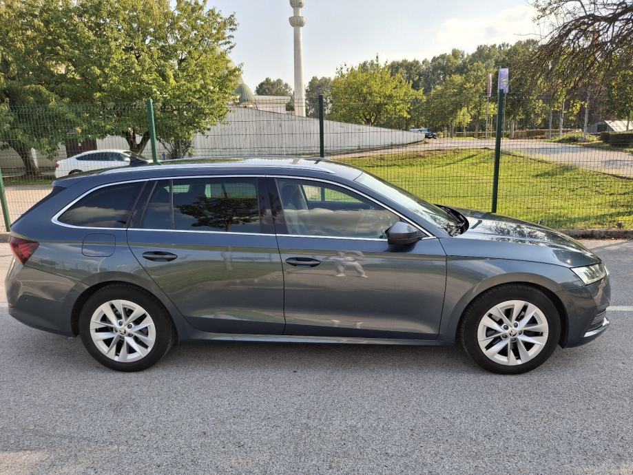 SKODA OCTAVIA 2,0 TDI DSG, WEBASTO, HEAD UP, CANTON, VELIKI SERVIS!, fotografija 2