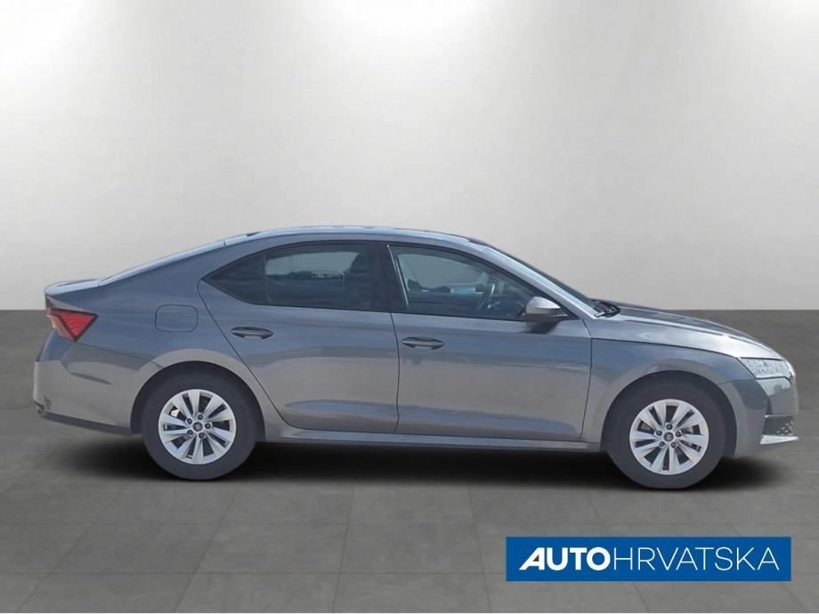 ŠKODA OCTAVIA 2.0 TDI ESSENCE -Tvorničko Jamstvo!, 28.490,00 €, fotografija 5