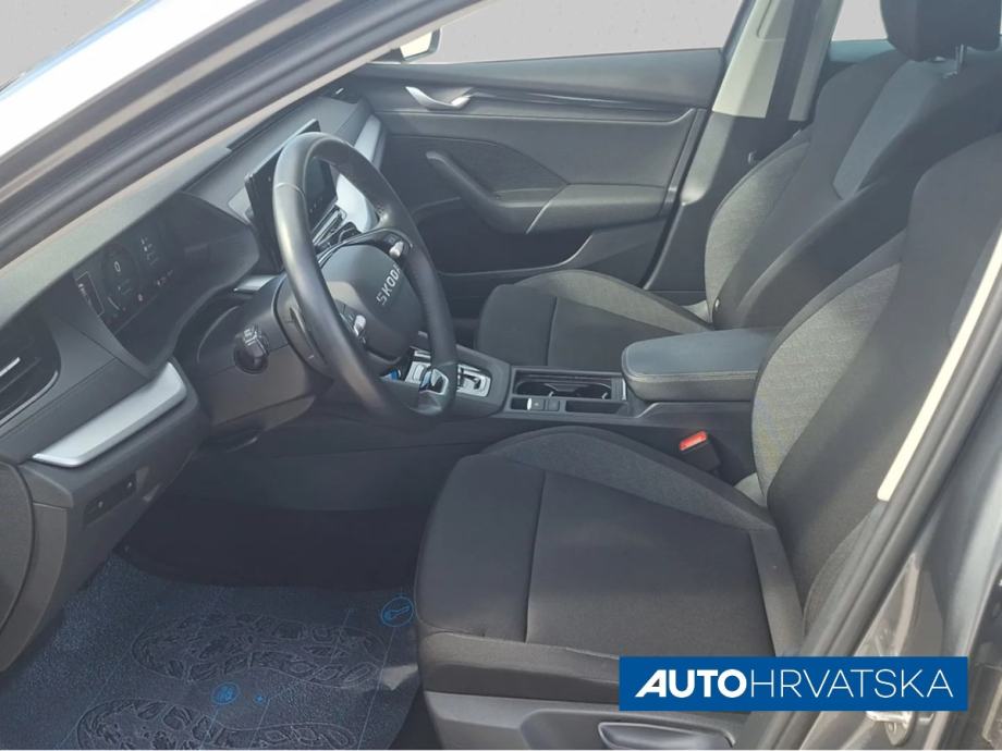ŠKODA OCTAVIA 2.0 TDI ESSENCE -Tvorničko Jamstvo!, 28.490,00 €, fotografija 11