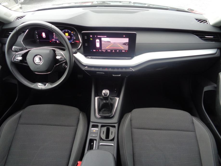 Škoda Octavia 2,0 TDI - kpl servisna zgodovina, fotografija 7