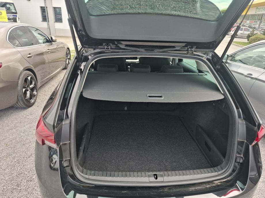 Škoda Octavia 2,0 TDI - kpl servisna zgodovina, fotografija 11