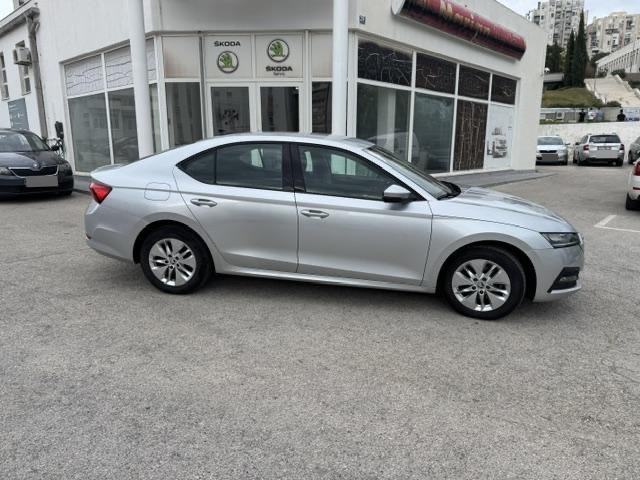 Škoda Octavia 2,0 TDI LEASING BEZ UČEŠĆA I BEZ JAMACA, fotografija 3