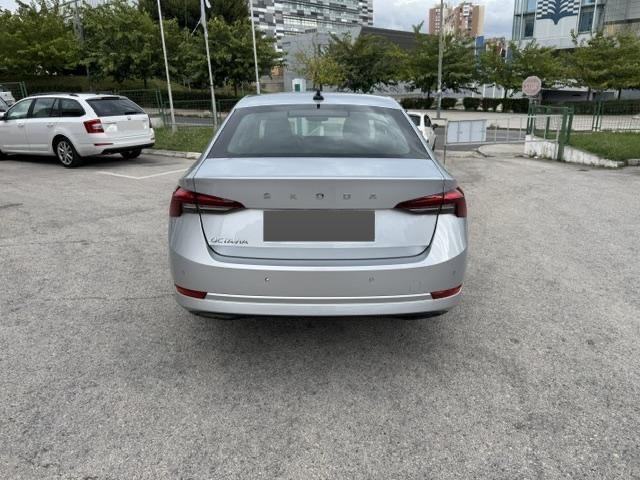 Škoda Octavia 2,0 TDI LEASING BEZ UČEŠĆA I BEZ JAMACA, fotografija 4