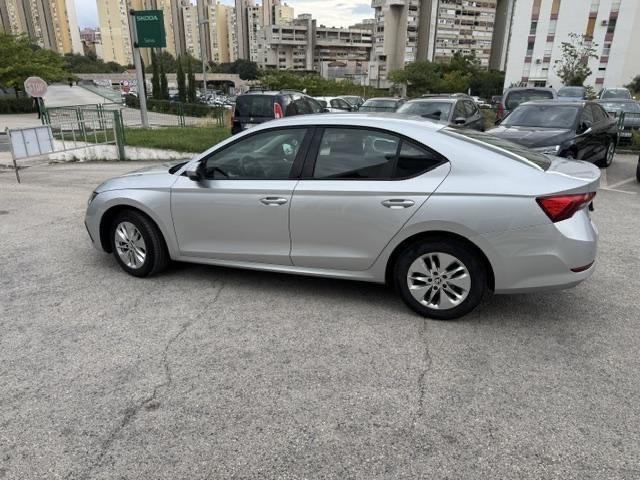 Škoda Octavia 2,0 TDI LEASING BEZ UČEŠĆA I BEZ JAMACA, fotografija 5