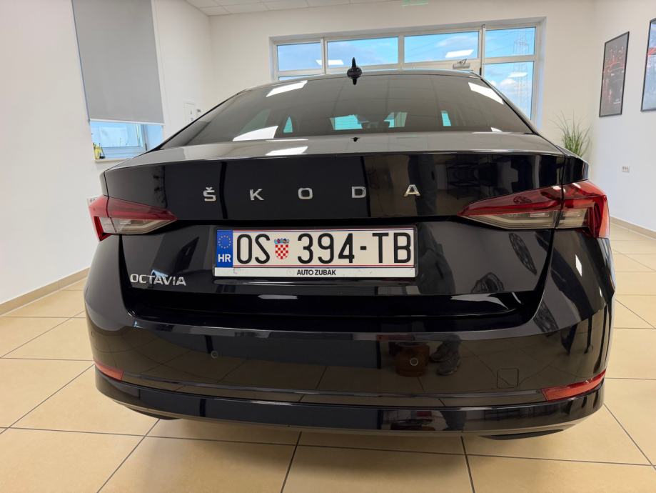 Škoda Octavia 2,0 TDI **PRVI VLASNIK**ODLIČAN**, fotografija 5