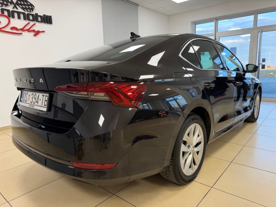 Škoda Octavia 2,0 TDI **PRVI VLASNIK**ODLIČAN**, fotografija 4