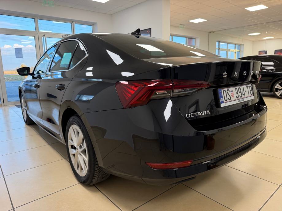 Škoda Octavia 2,0 TDI **PRVI VLASNIK**ODLIČAN**, fotografija 6